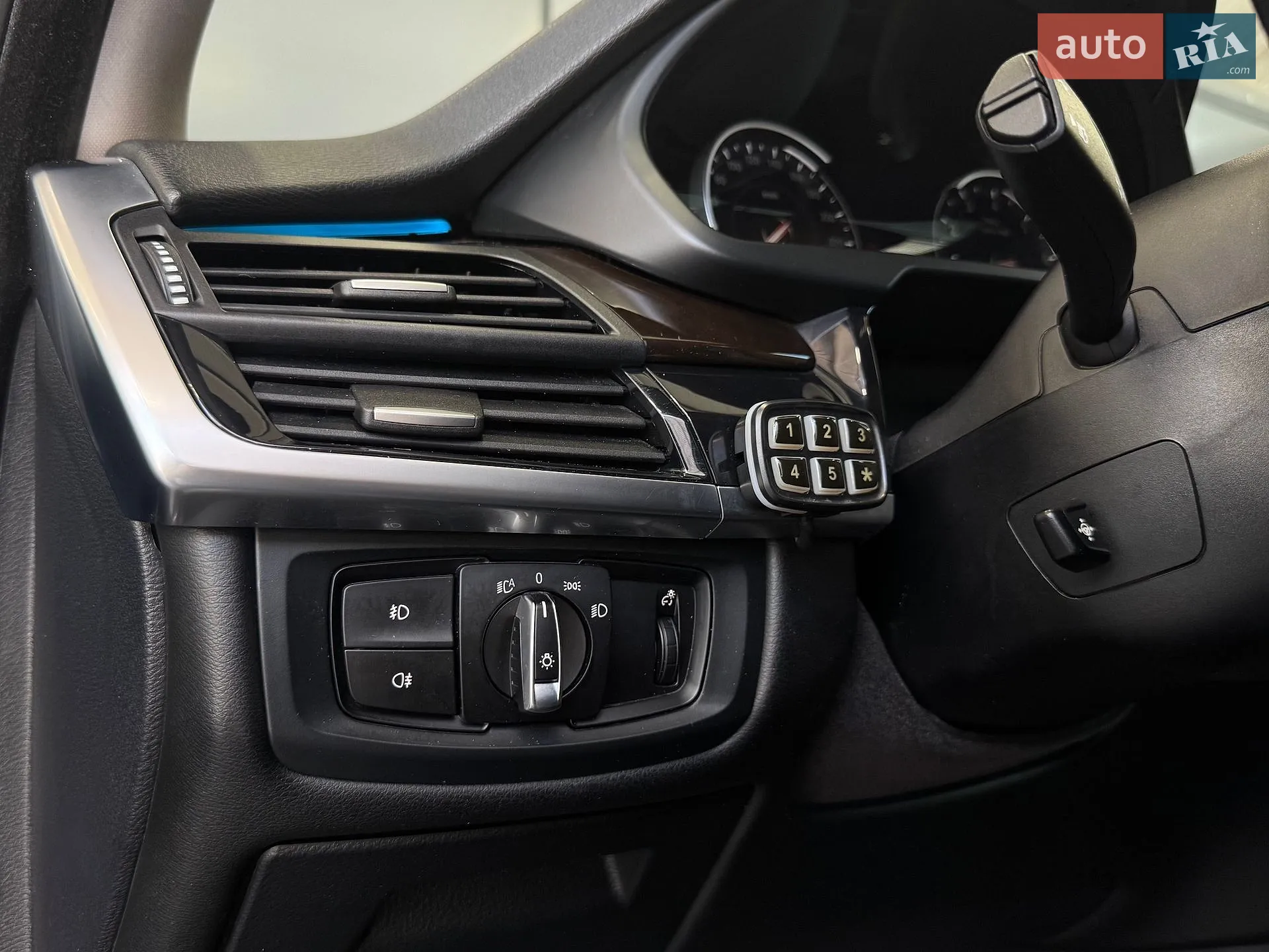 2017 BMW X5 - мініатюра 21