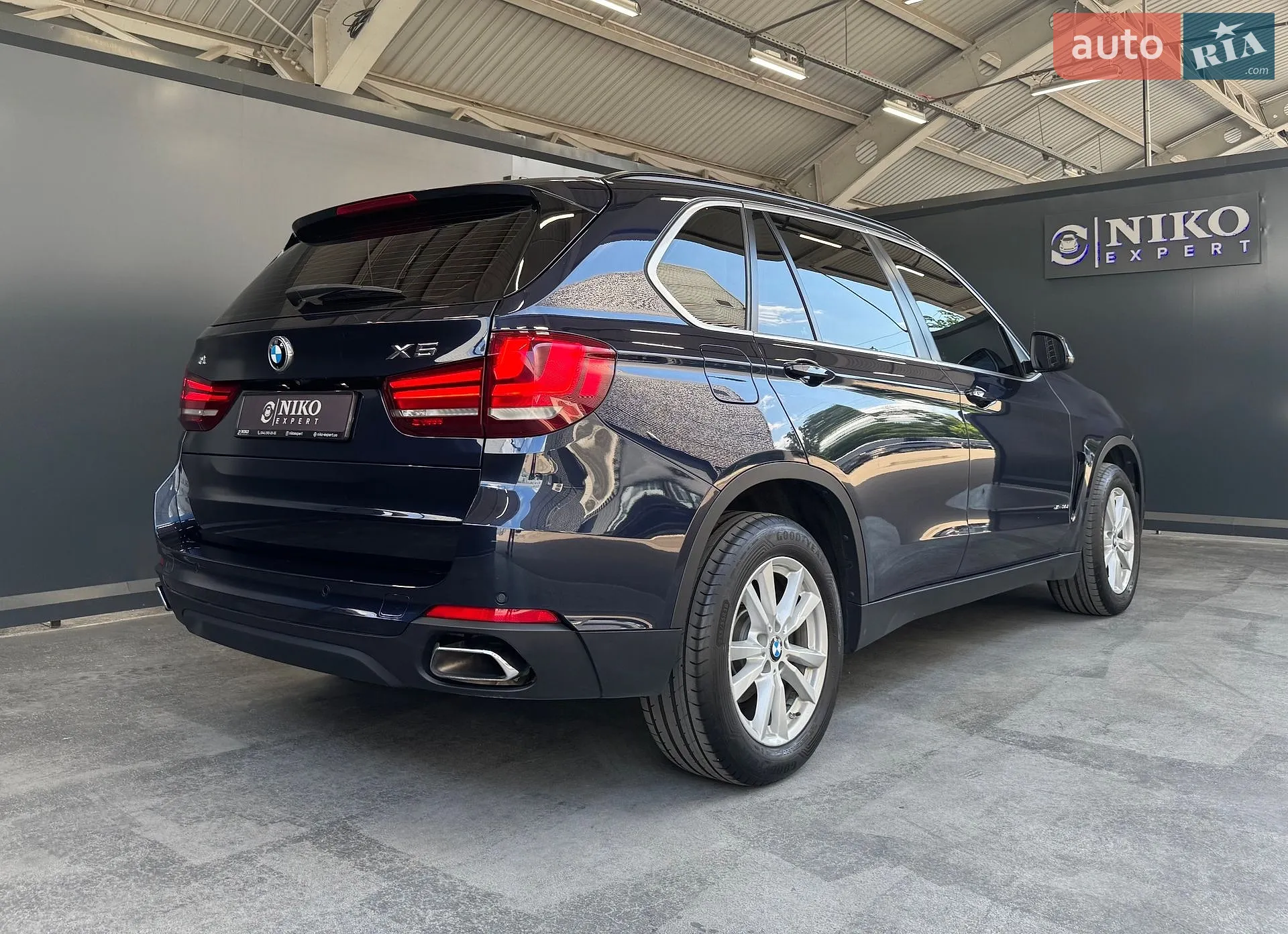 2017 BMW X5 - мініатюра 16