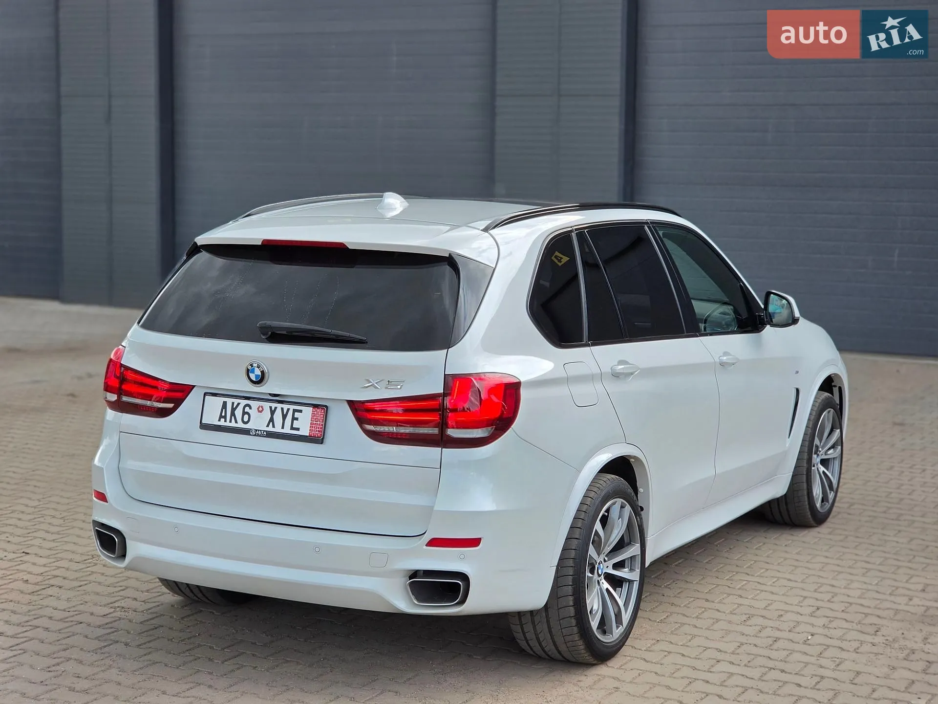 2017 BMW X5 - мініатюра 23