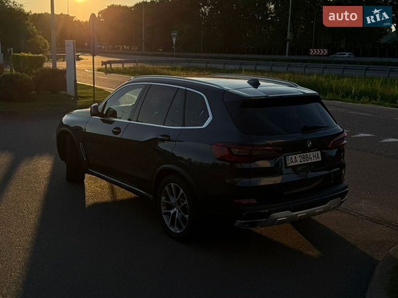 Позашляховик / Кросовер BMW X5 2018 в Києві