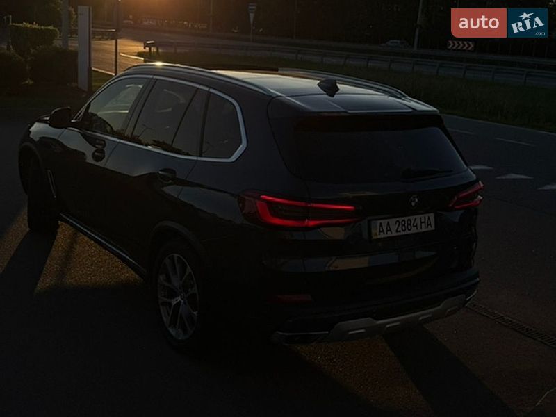 Позашляховик / Кросовер BMW X5 2018 в Києві