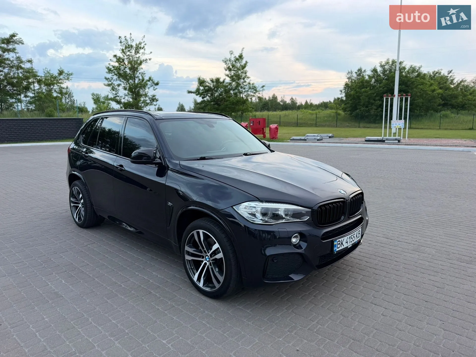2015 BMW X5 - мініатюра 3