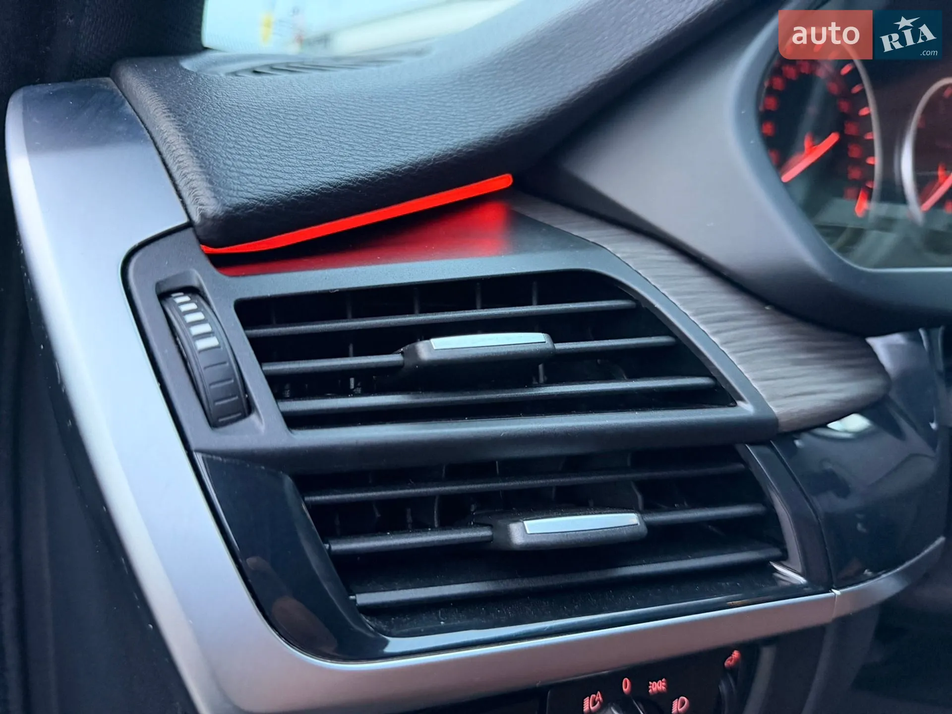 2015 BMW X5 - мініатюра 26