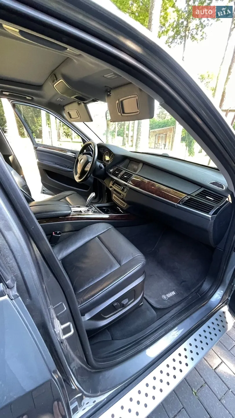 2010 BMW X5 - мініатюра 18