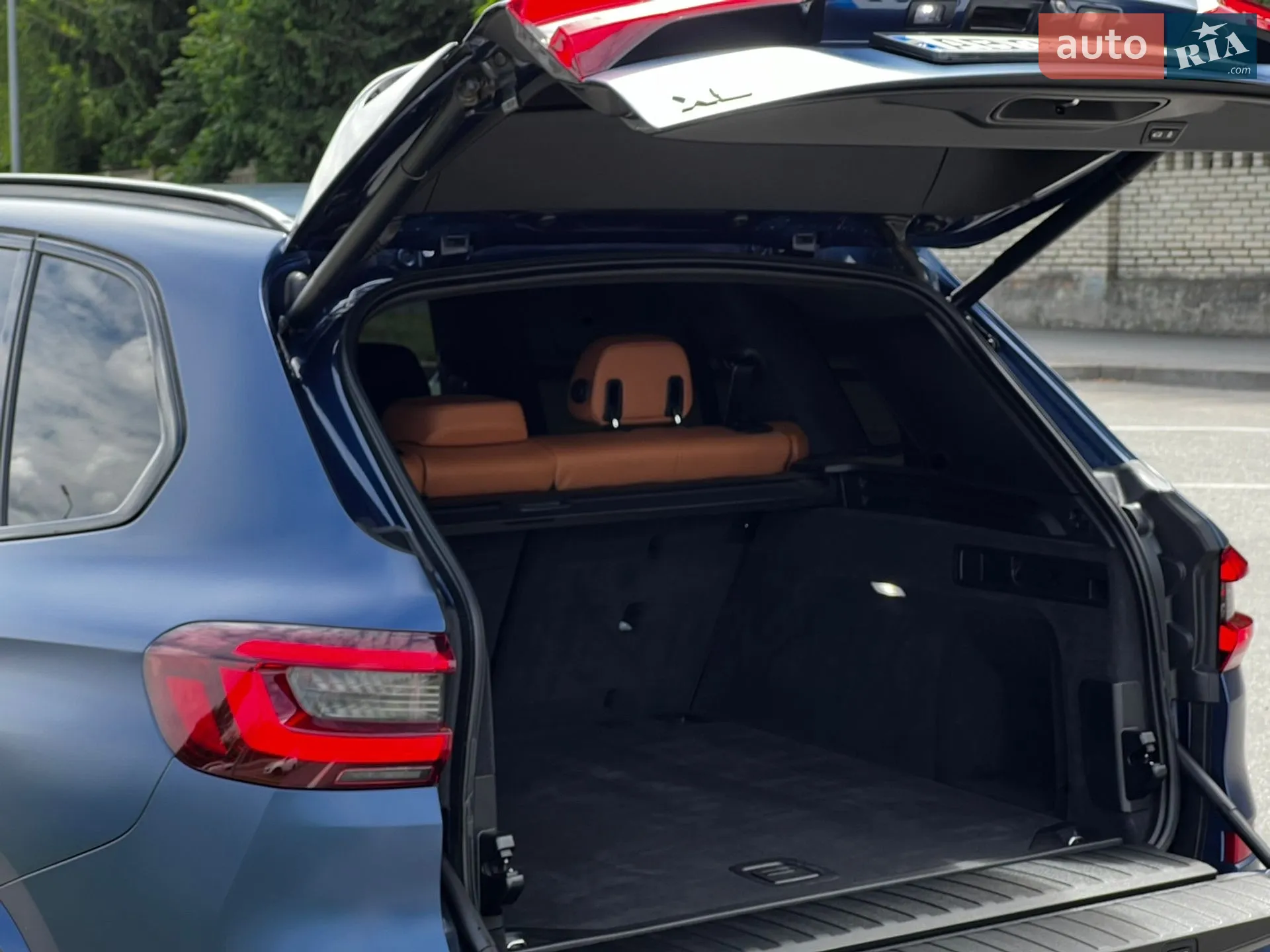 2021 BMW X5 - мініатюра 48