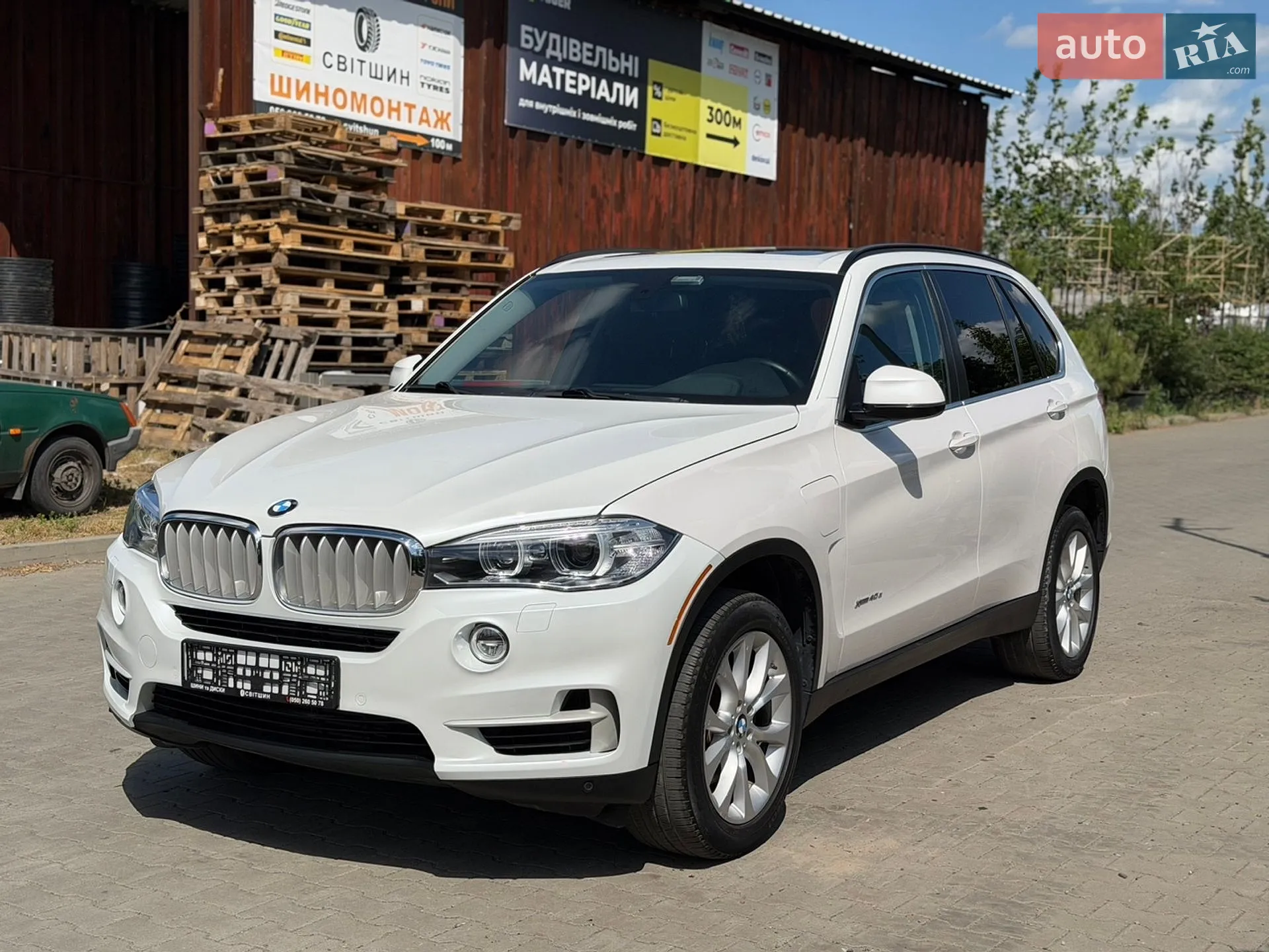 2016 BMW X5 - мініатюра 10