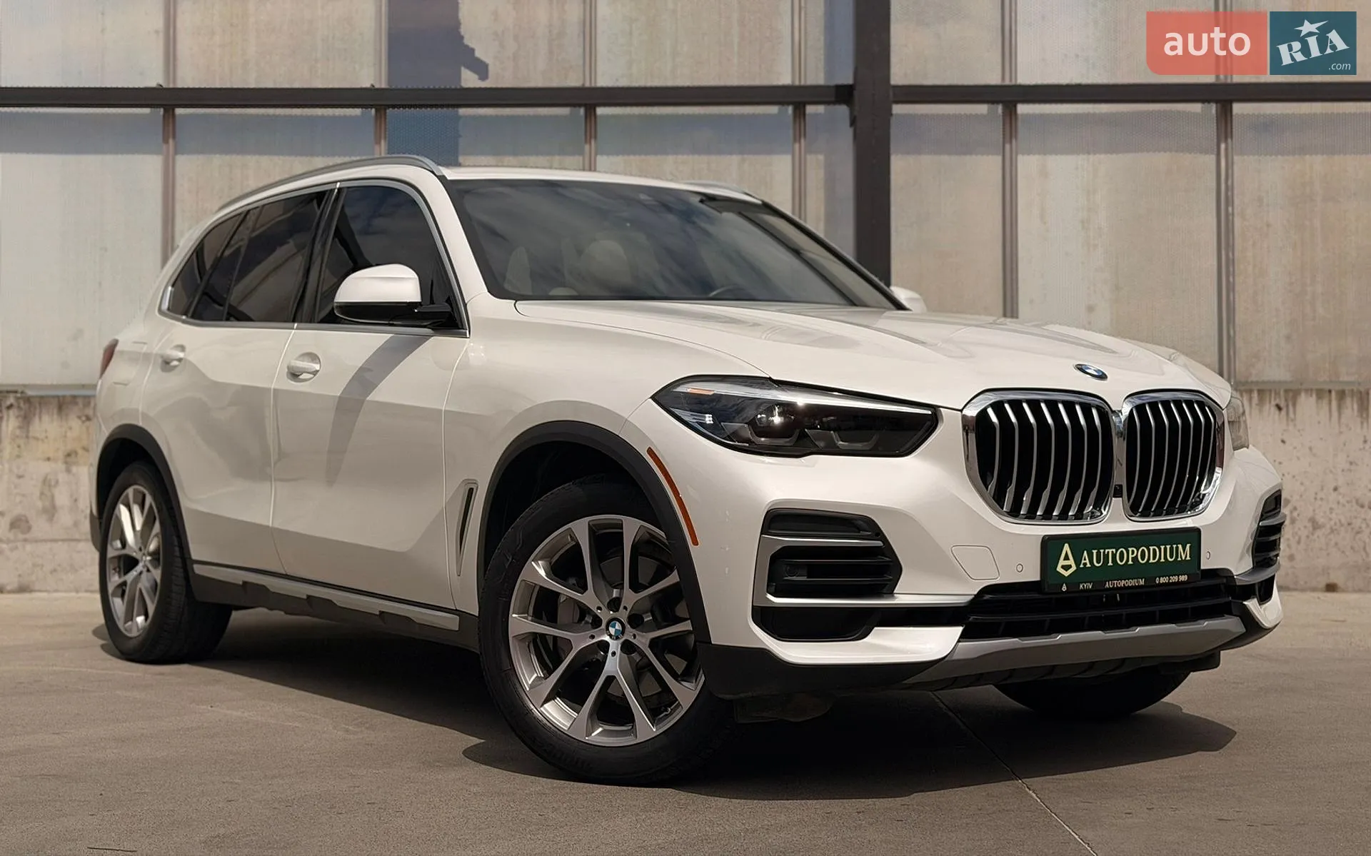 BMW X5 2022 VIN 5UXCR6C0XN9K90802 фото оголошення 2 з 47