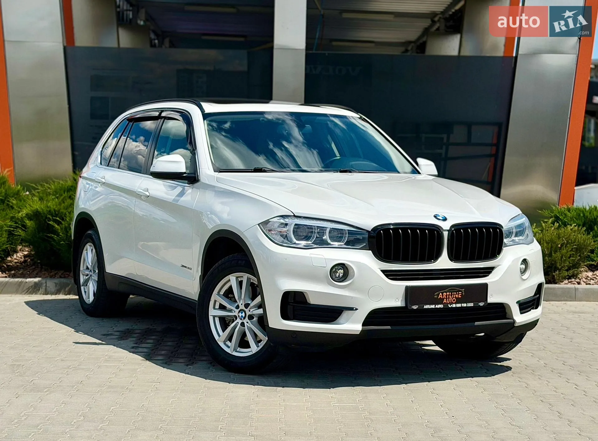 2015 BMW X5 - мініатюра 18