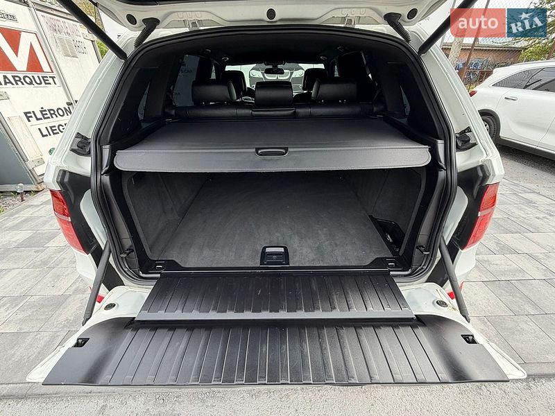 Позашляховик / Кросовер BMW X5 2011 в Вінниці