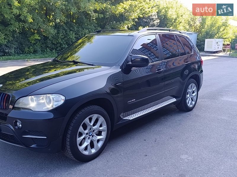 Внедорожник / Кроссовер BMW X5 2012 в Каменец-Подольском