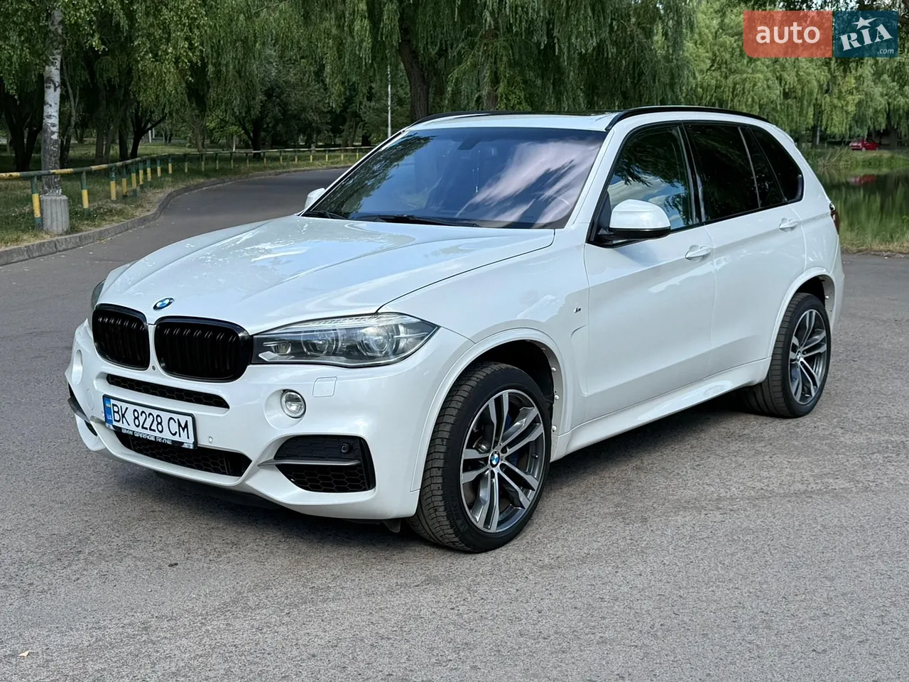 2015 BMW X5 - мініатюра 14