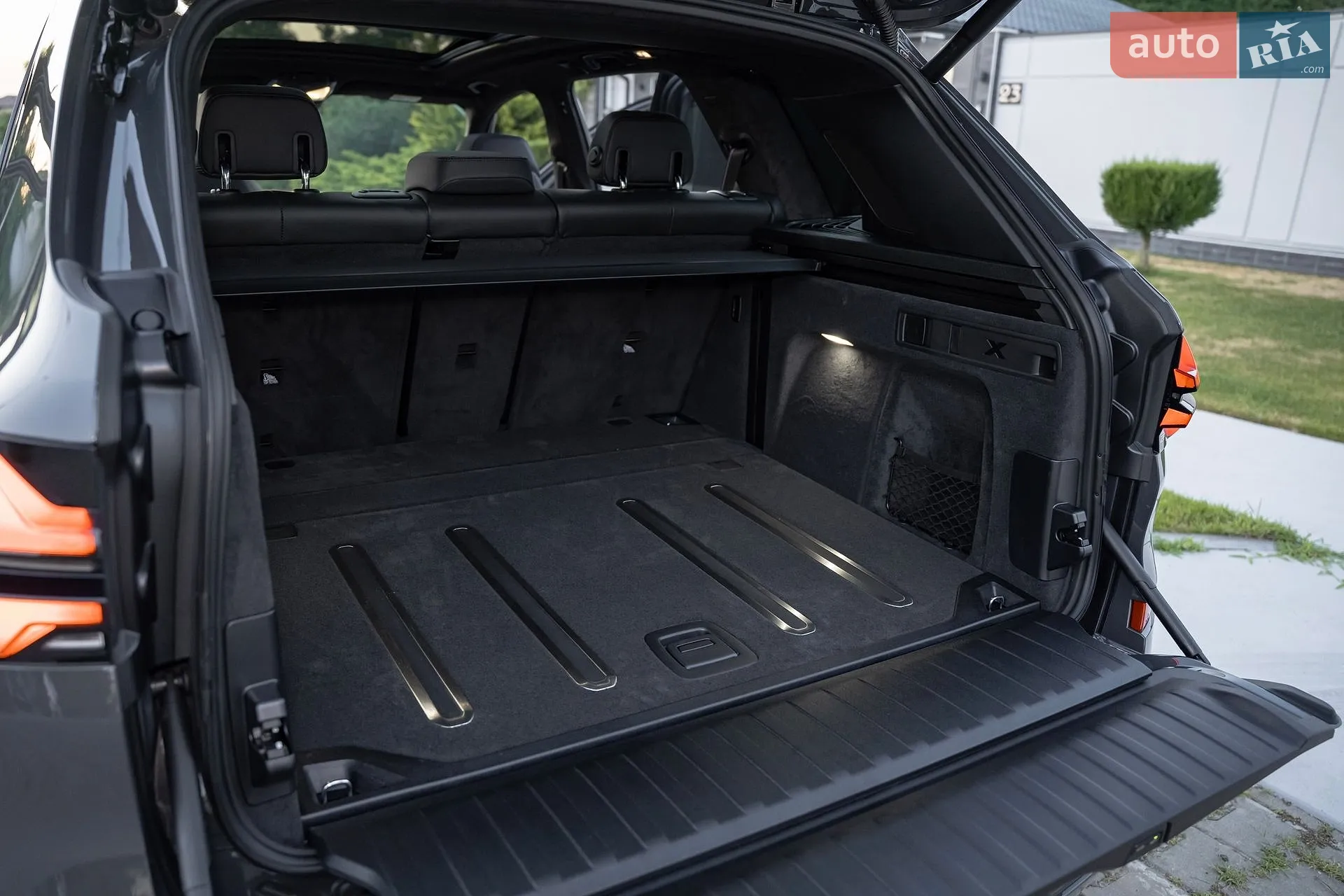 2025 BMW X5 - мініатюра 94