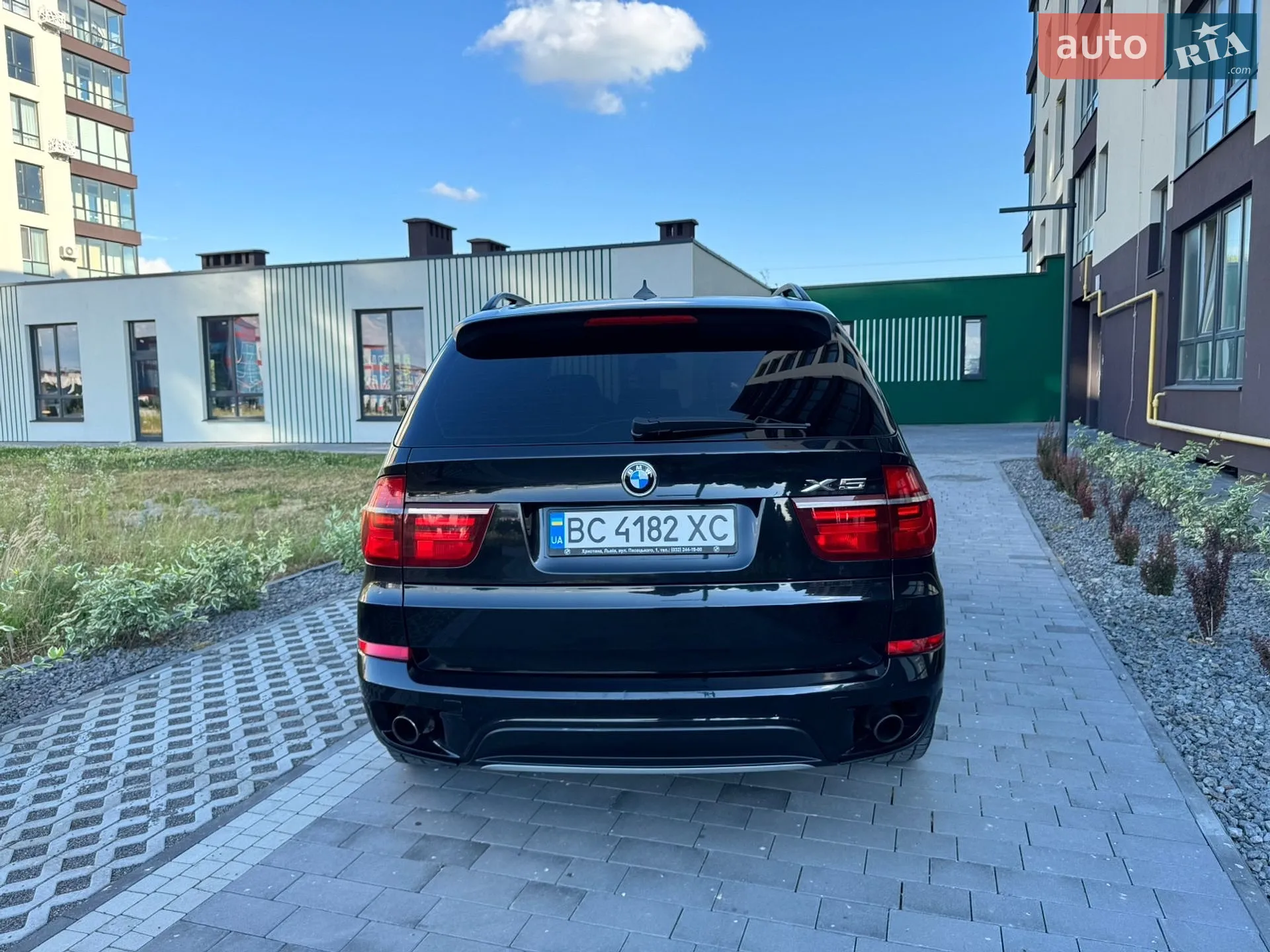 2010 BMW X5 - мініатюра 14