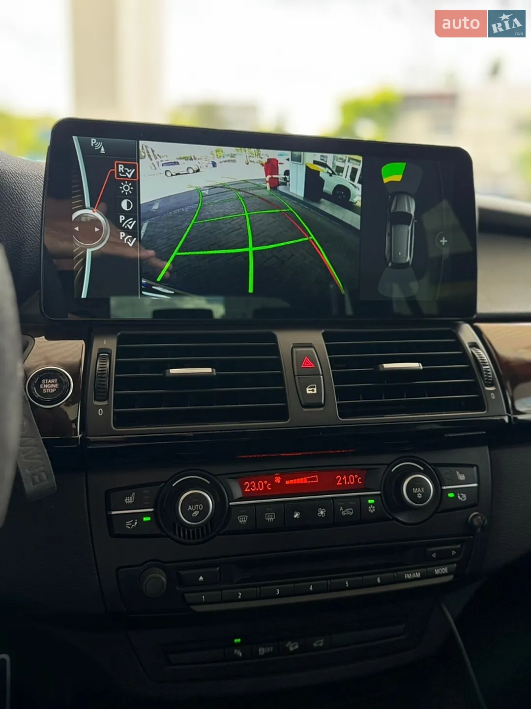 2010 BMW X5 - мініатюра 15