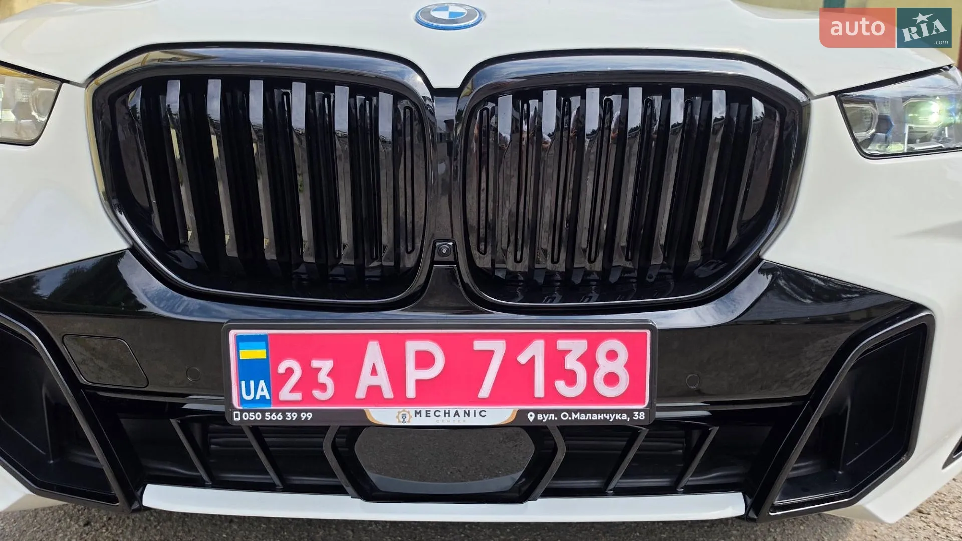 2025 BMW X5 - мініатюра 10