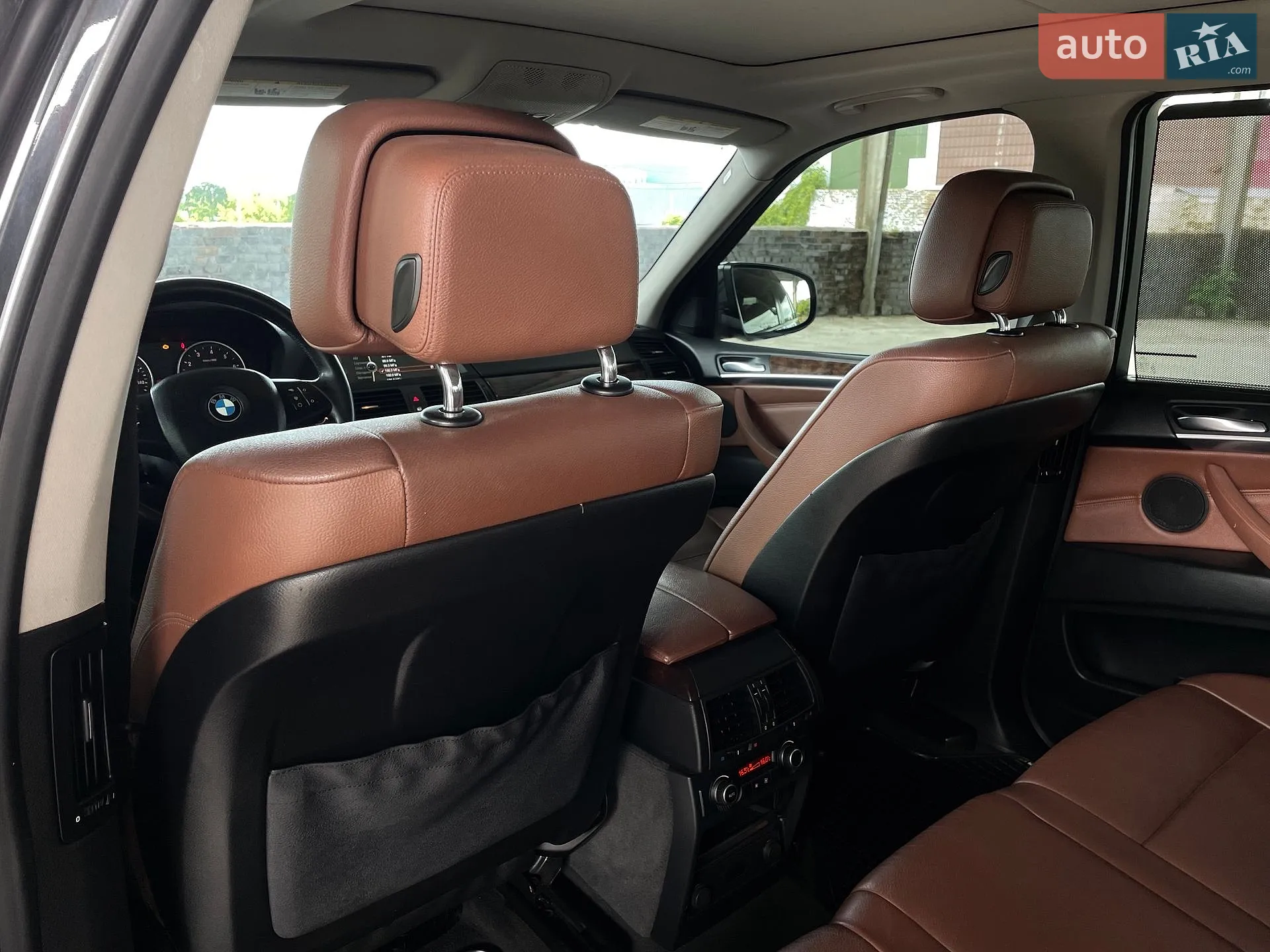 2010 BMW X5 - мініатюра 95