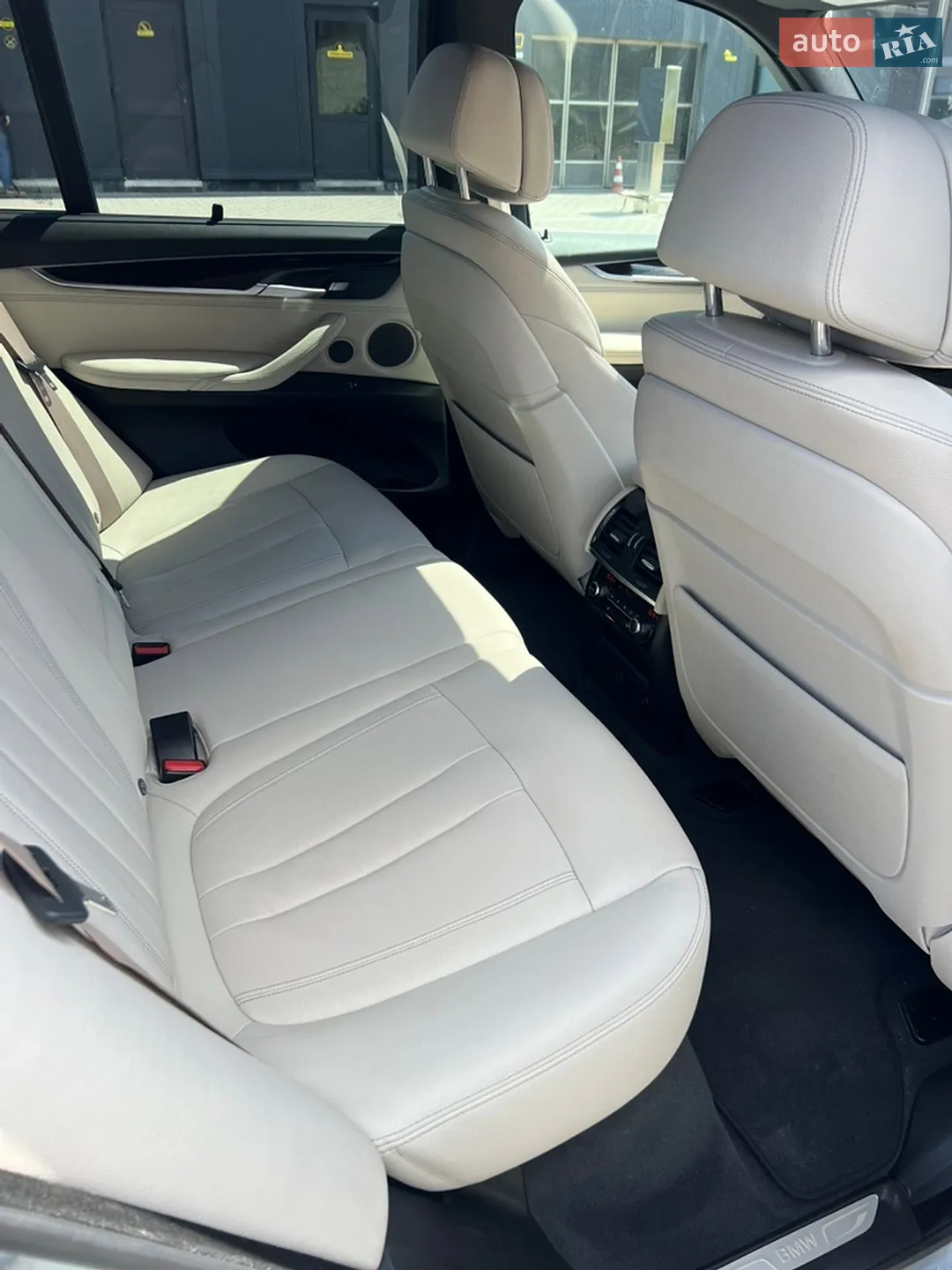 2017 BMW X5 - мініатюра 6
