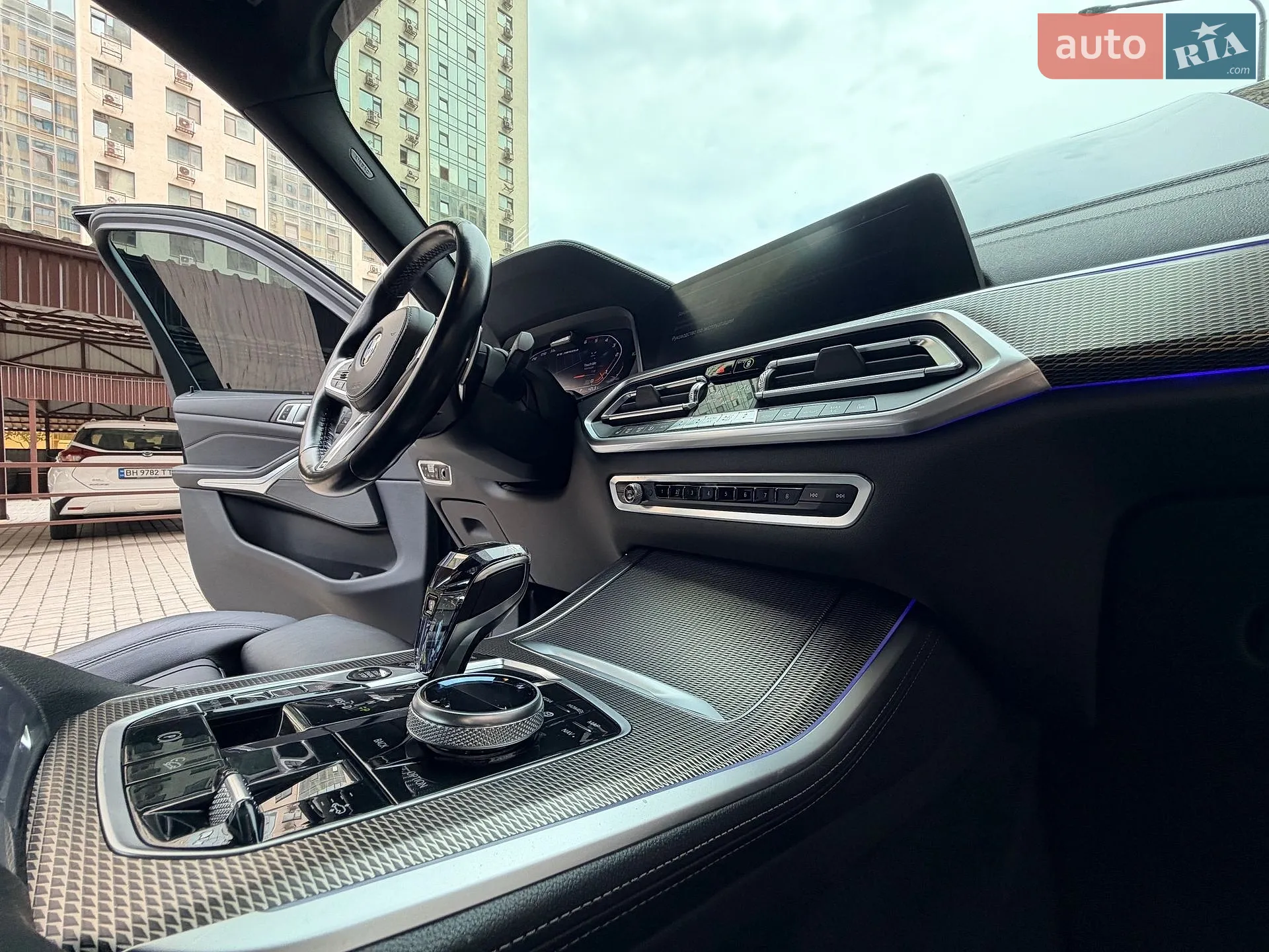 2020 BMW X5 - мініатюра 39