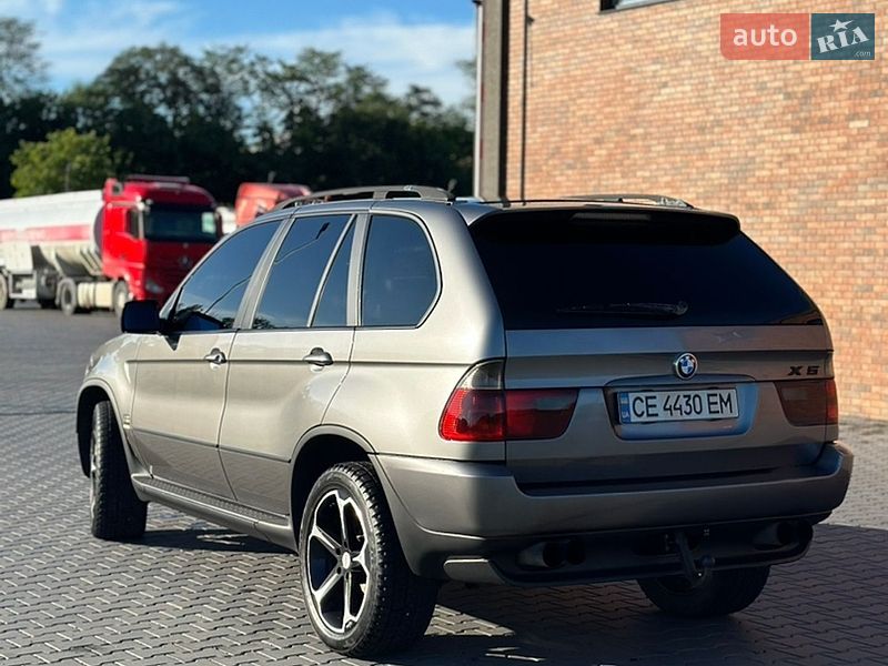 Внедорожник / Кроссовер BMW X5 2004 в Черновцах