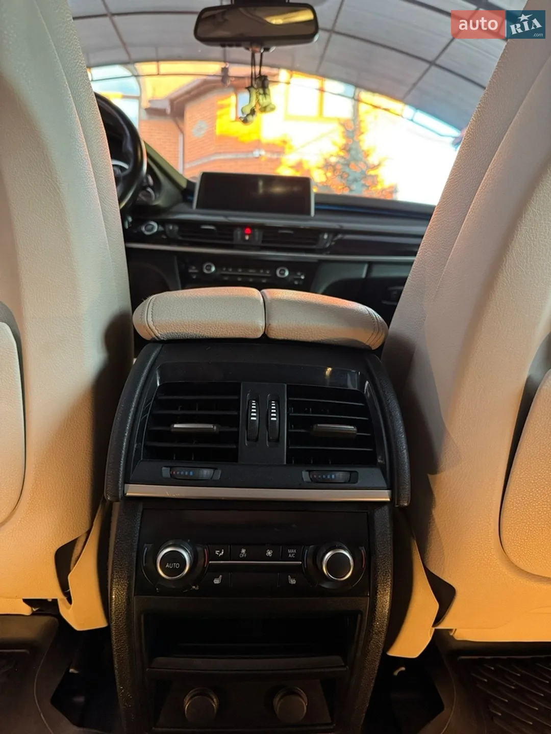 2014 BMW X5 - мініатюра 9