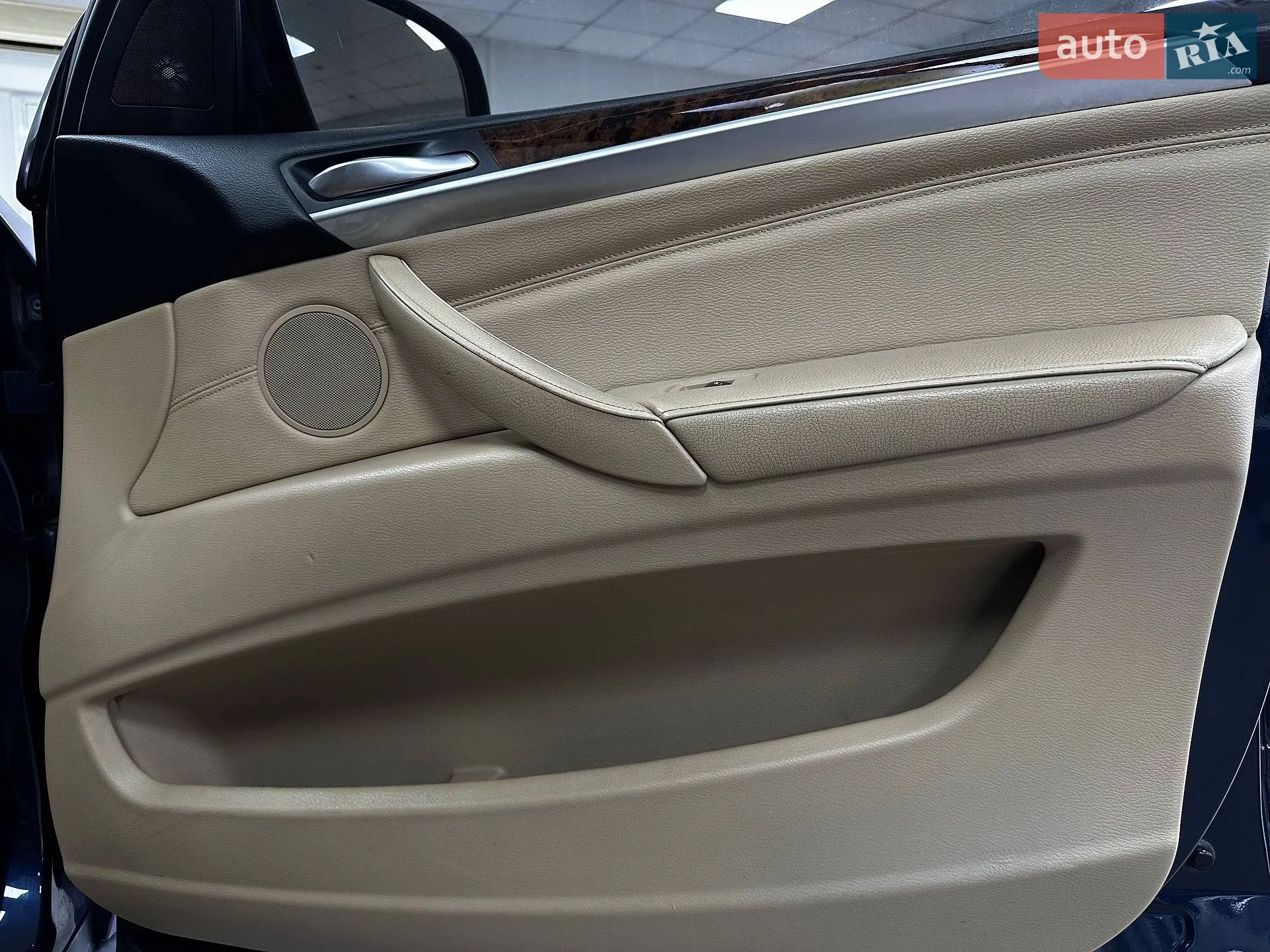2011 BMW X5 - мініатюра 18