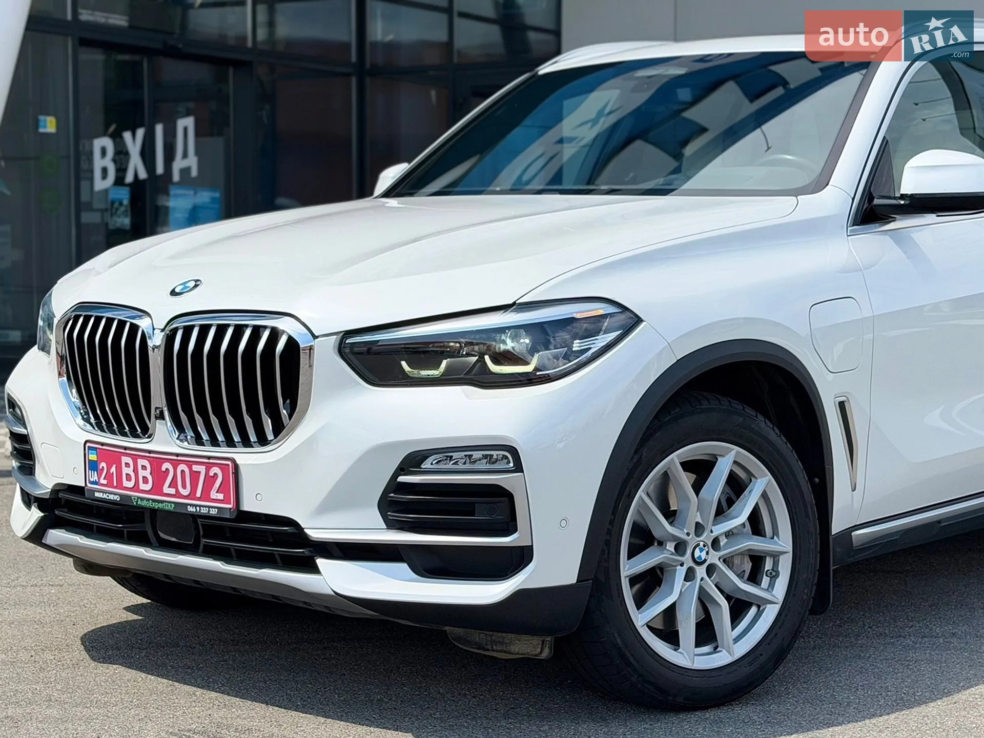 2021 BMW X5 - мініатюра 4