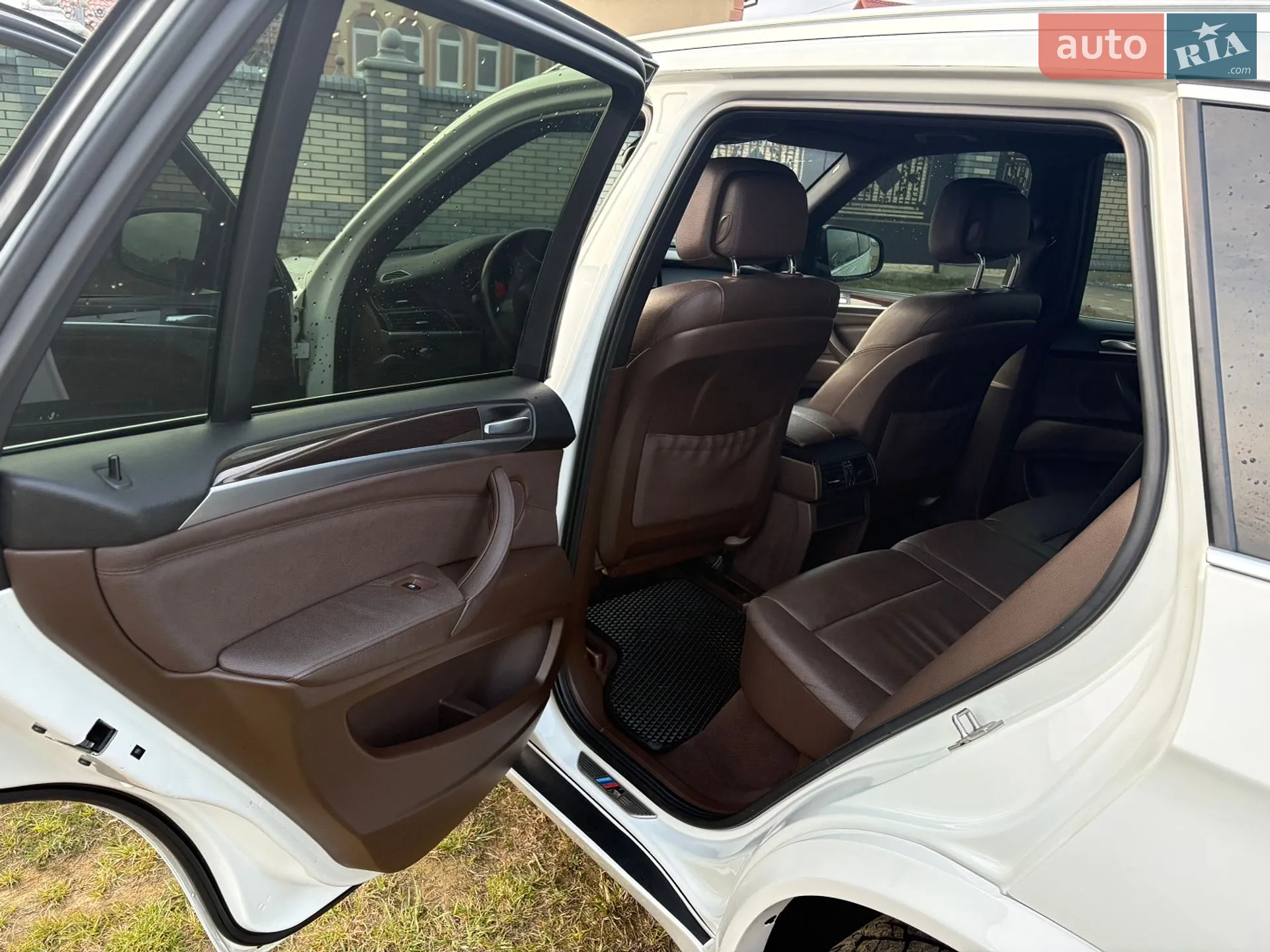 2011 BMW X5 - мініатюра 10