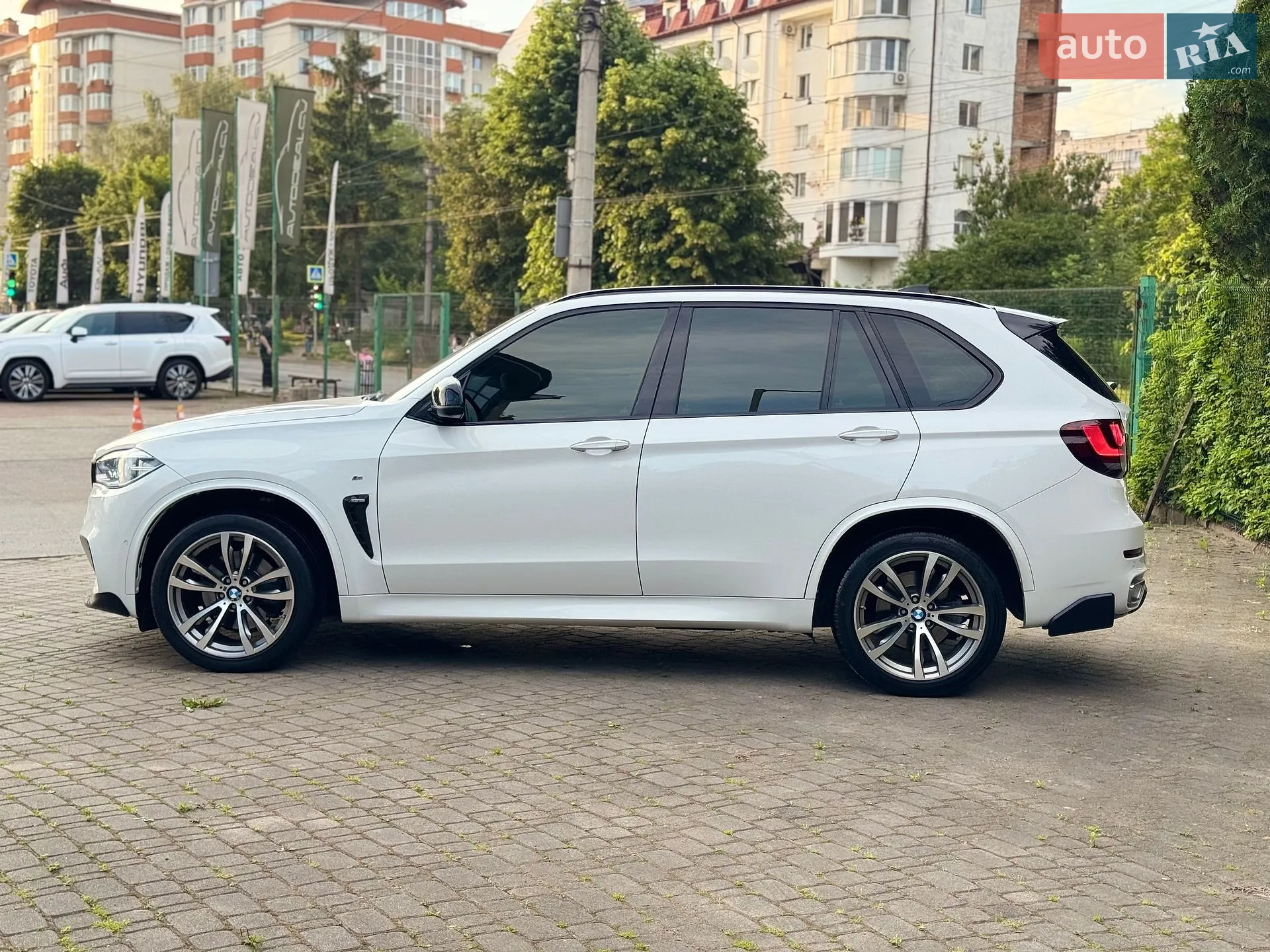 2016 BMW X5 - мініатюра 11