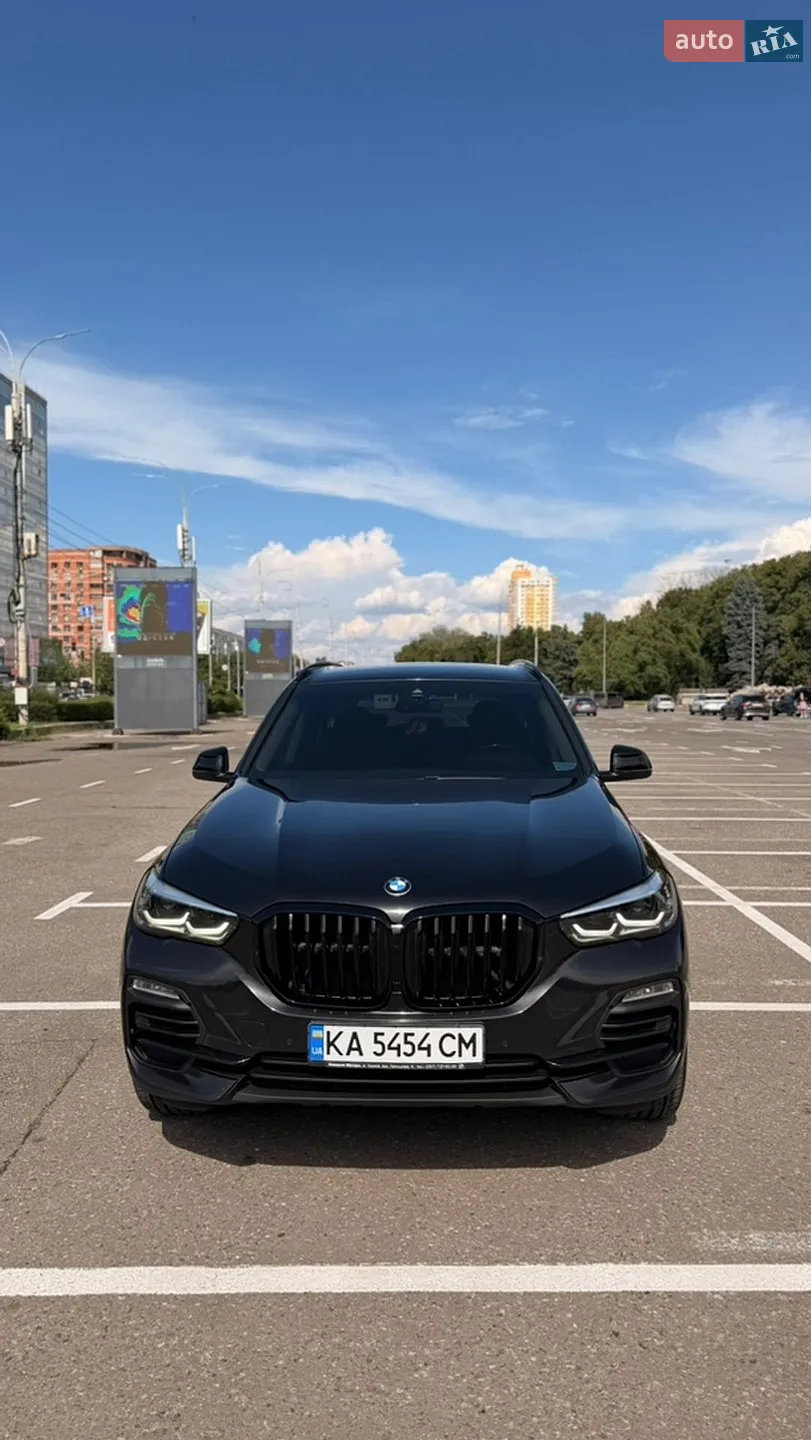 2019 BMW X5 - фото 1