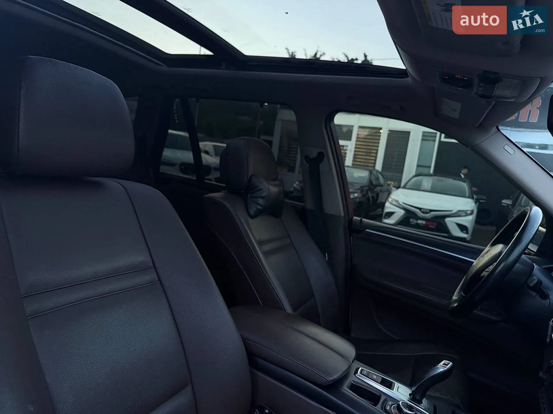 2010 BMW X5 - мініатюра 20