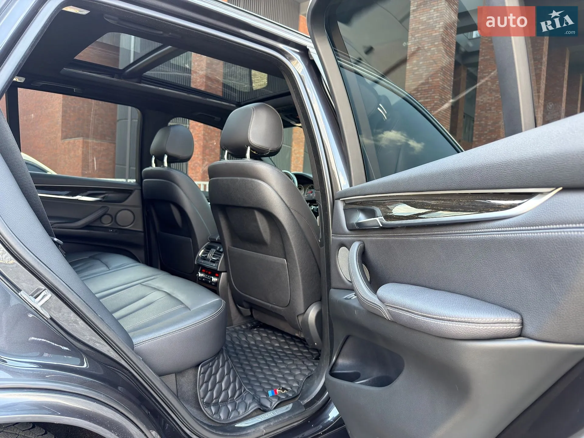 2018 BMW X5 - мініатюра 24