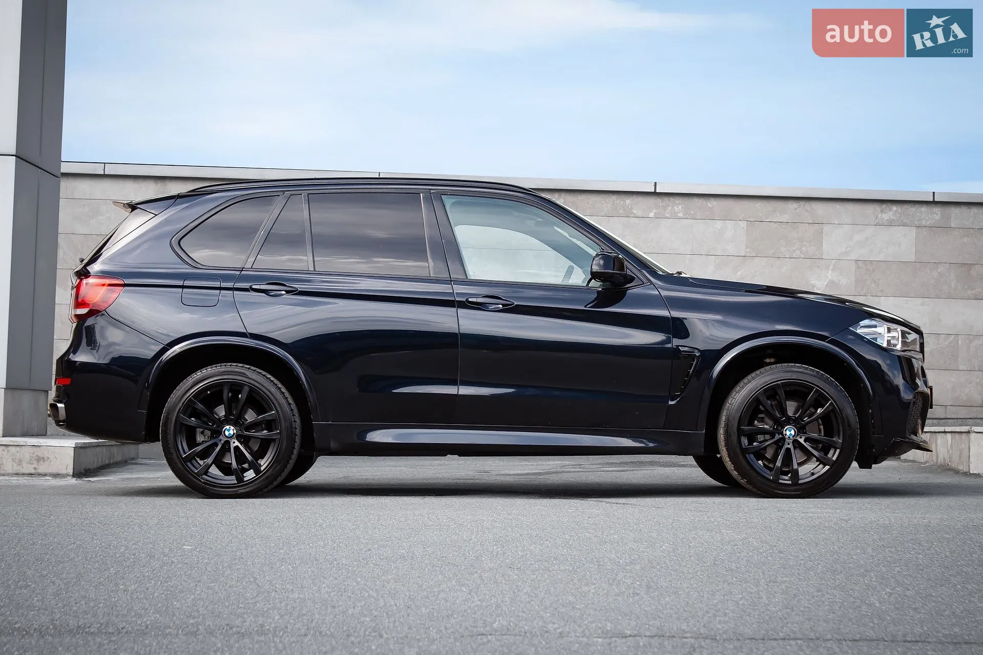 2016 BMW X5 - мініатюра 2