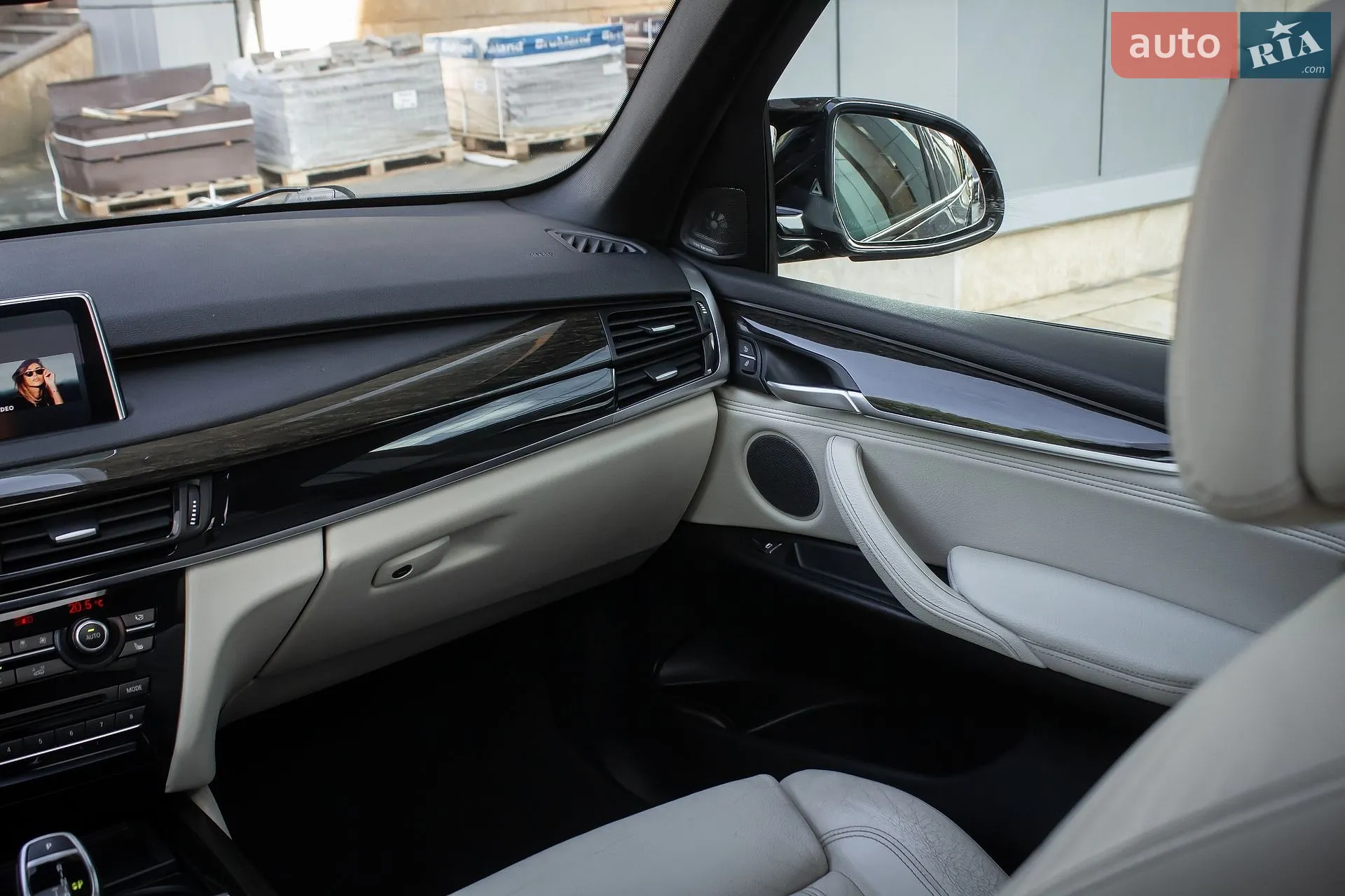 2016 BMW X5 - мініатюра 32