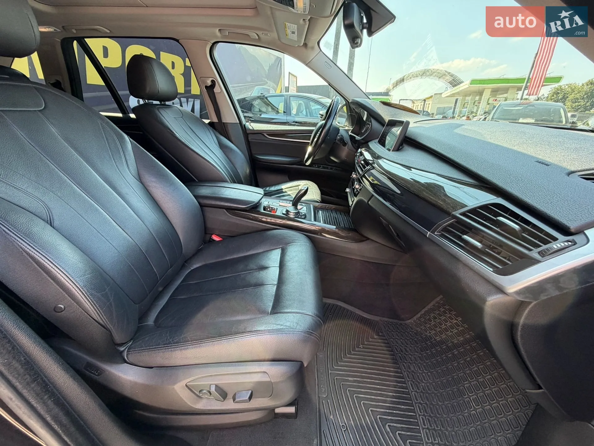 2015 BMW X5 - мініатюра 21