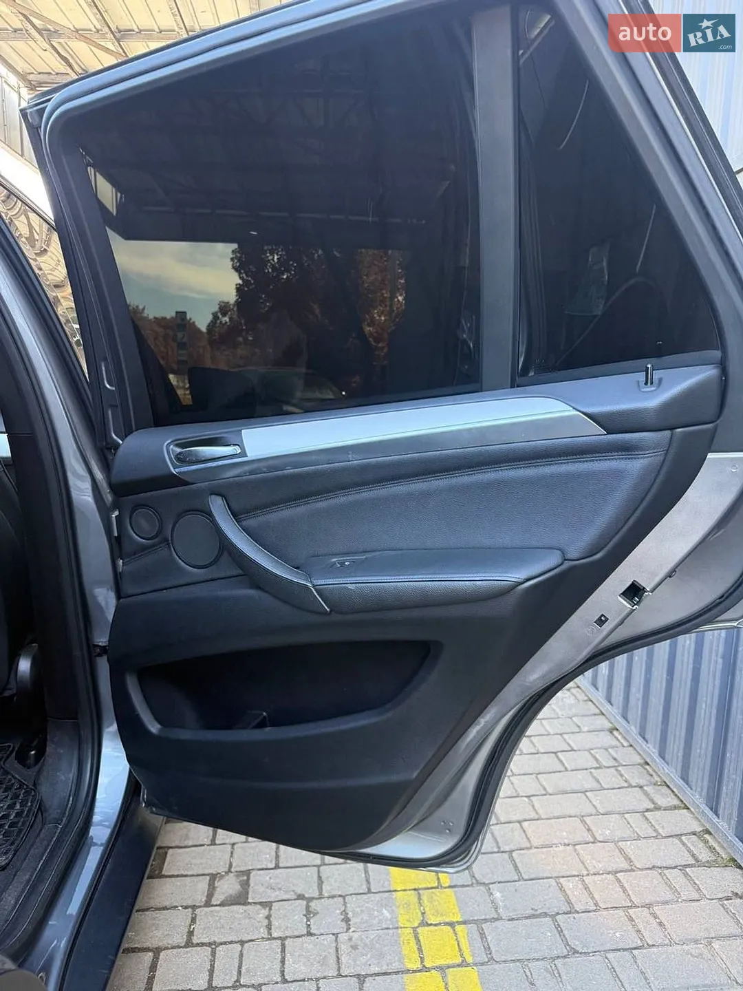 2010 BMW X5 - мініатюра 28