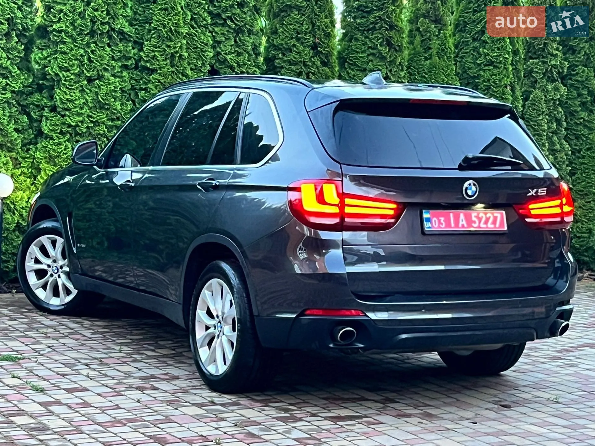 2016 BMW X5 - мініатюра 10