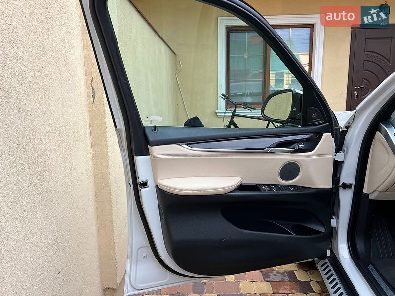 Позашляховик / Кросовер BMW X5 2017 в Києві фото 33 Позашляховик / Кросовер BMW X5 2017 в Києві