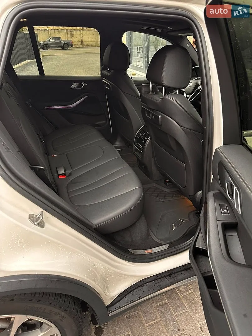 2020 BMW X5 - мініатюра 13