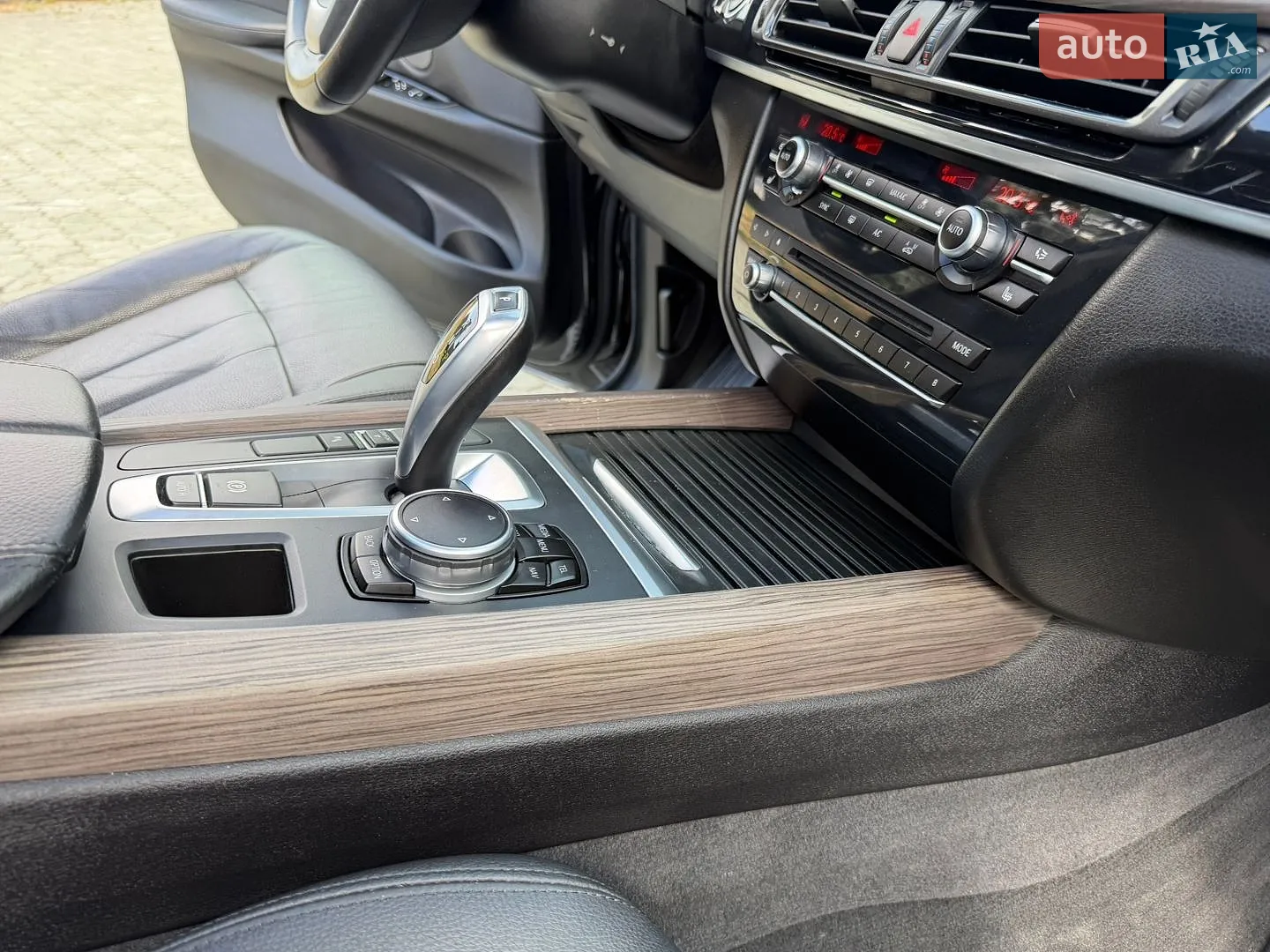 2015 BMW X5 - мініатюра 35
