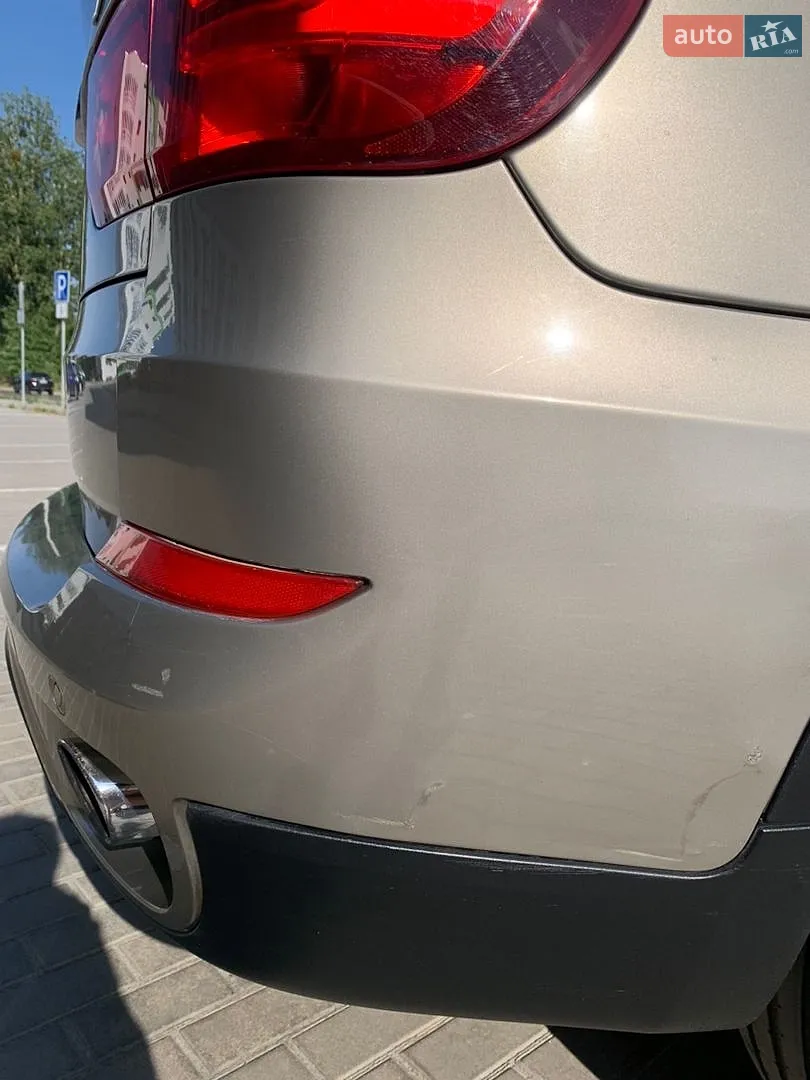 2010 BMW X5 - мініатюра 13