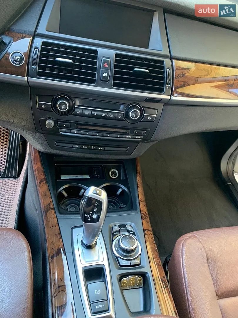 2010 BMW X5 - мініатюра 23