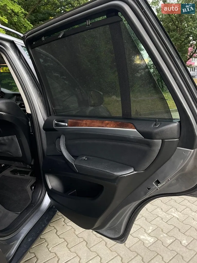 2011 BMW X5 - мініатюра 28