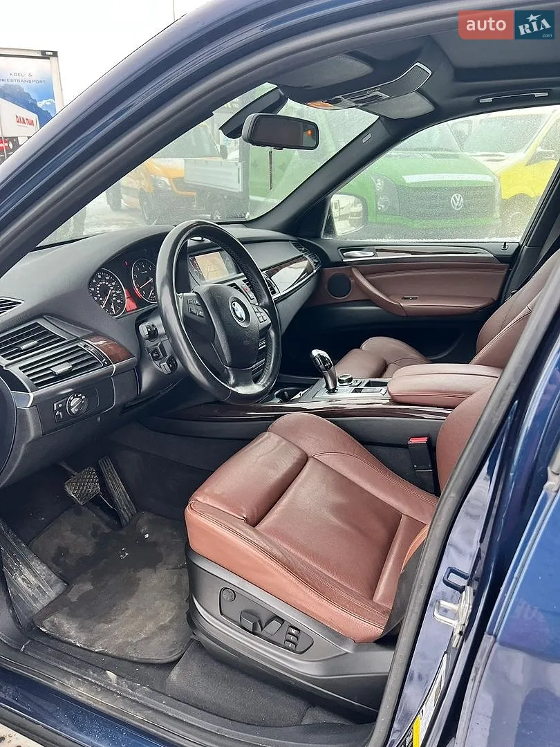2010 BMW X5 - мініатюра 9