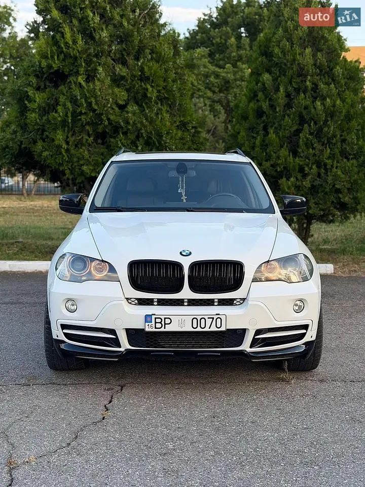 2010 BMW X5 - мініатюра 9