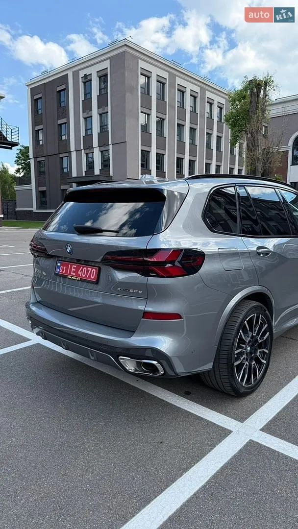 2025 BMW X5 - мініатюра 13