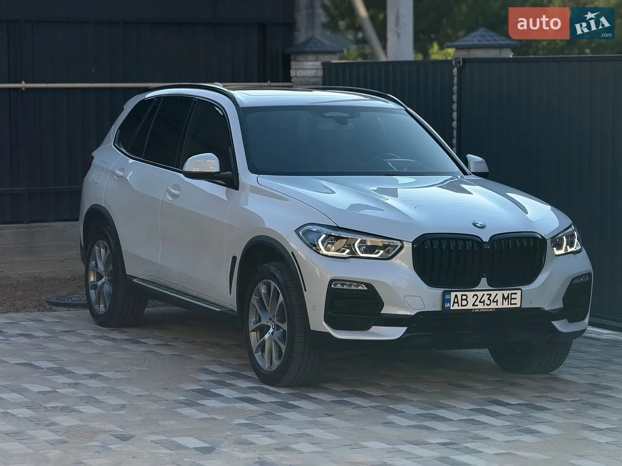 2017 BMW X5 - мініатюра 28