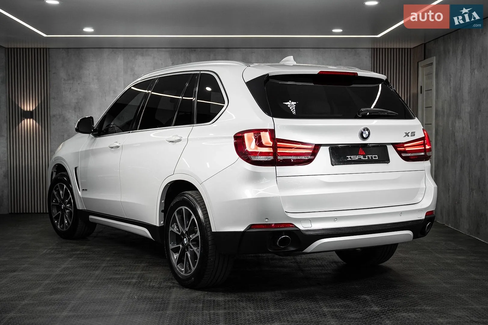 2017 BMW X5 - мініатюра 17