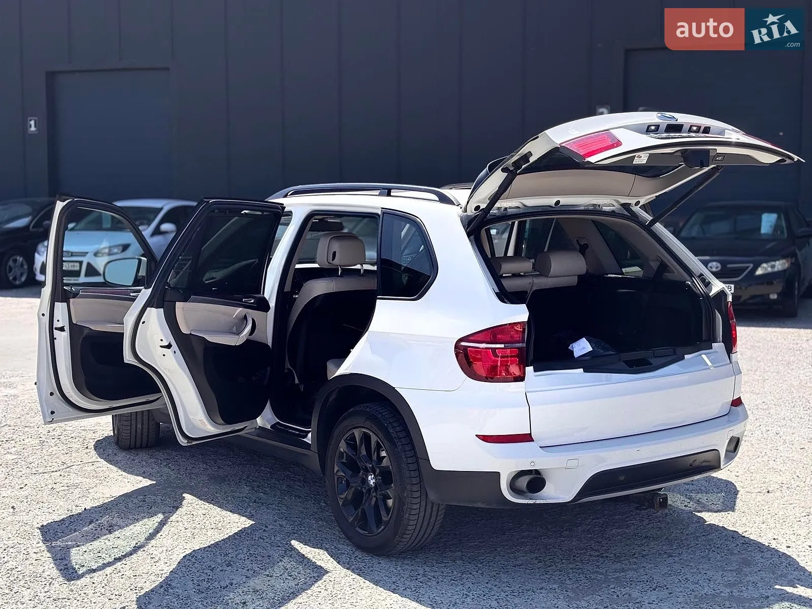 2011 BMW X5 - мініатюра 24