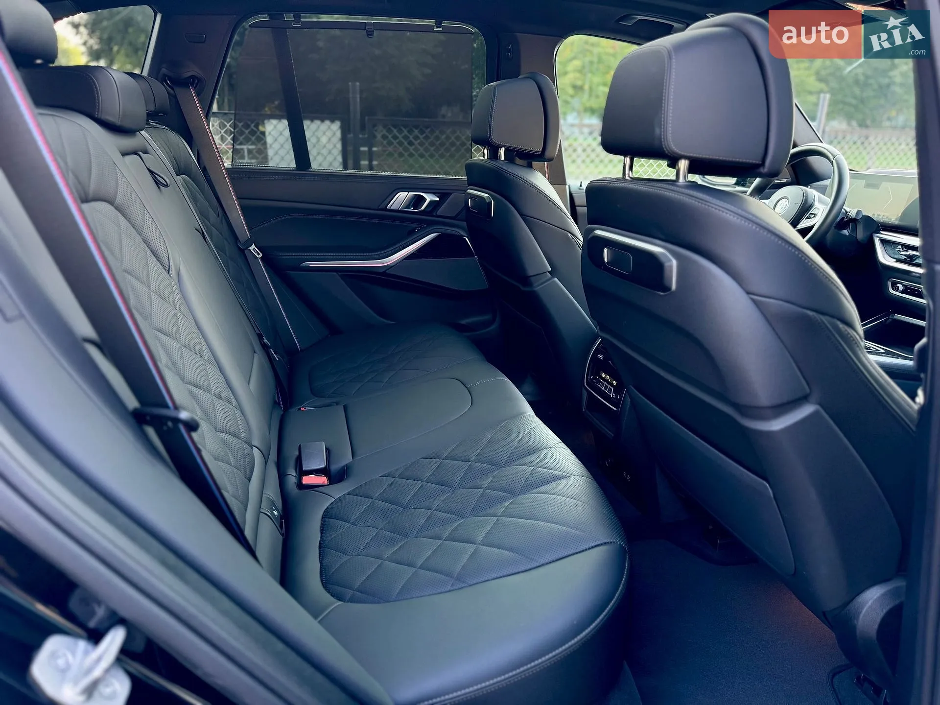 2025 BMW X5 - мініатюра 27