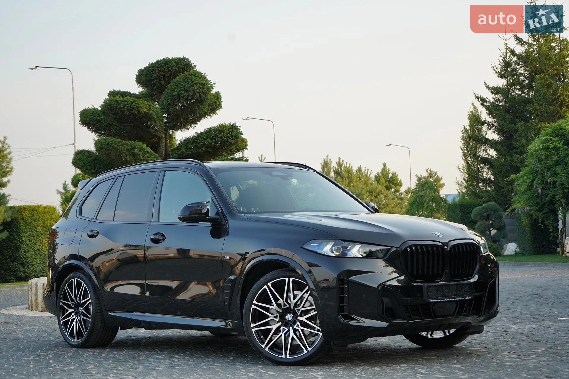 2025 BMW X5 - фото 1